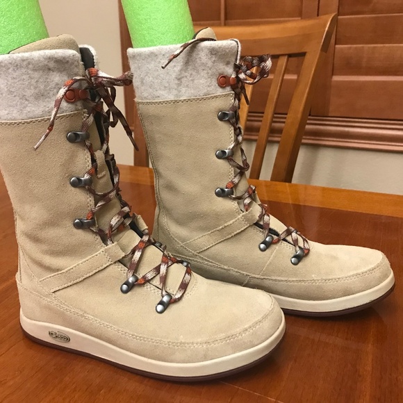 Chaco Shoes - CHACO Womens Waterproof Boot Size 6